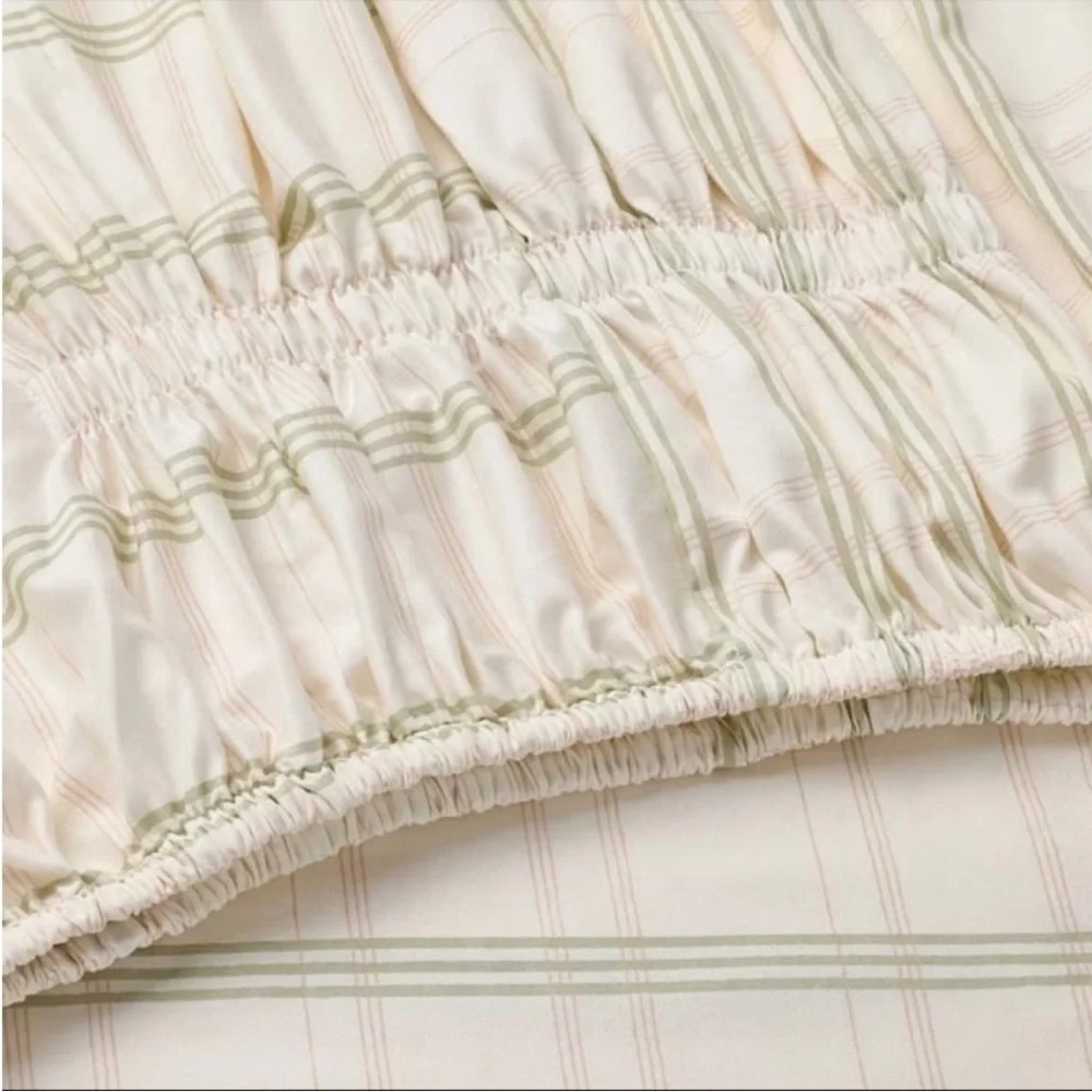 Twin XL 300 Thread Count Scalloped Edge Plaid Sheet Set Cream/Green Studio McGee